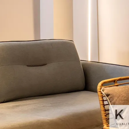 Appartement Seaside Ground Floor Elegant In Fiskardo! 20 Steps From Zavalata Beach! *