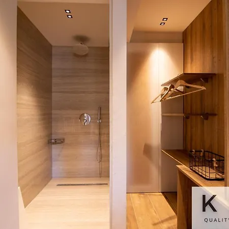 Seaside Ground Floor Elegant In Fiskardo! 20 Steps From Zavalata Beach! Διαμέρισμα Φισκάρδο