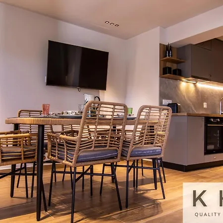 Seaside Ground Floor Elegant In Fiskardo! 20 Steps From Zavalata Beach! Διαμέρισμα