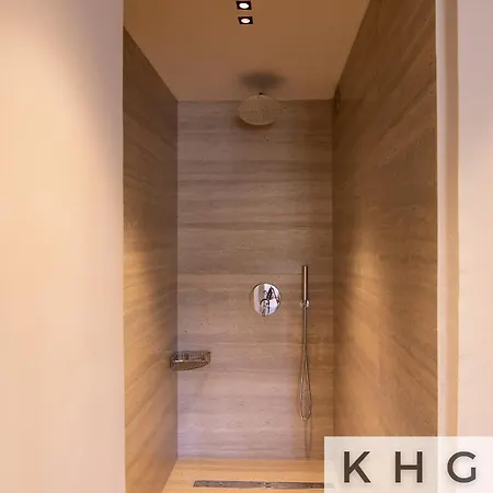 Seaside Ground Floor Elegant In Fiskardo! 20 Steps From Zavalata Beach! Φισκάρδο