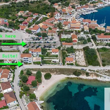 Apartament Seaside Ground Floor Elegant In Fiskardo! 20 Steps From Zavalata Beach!